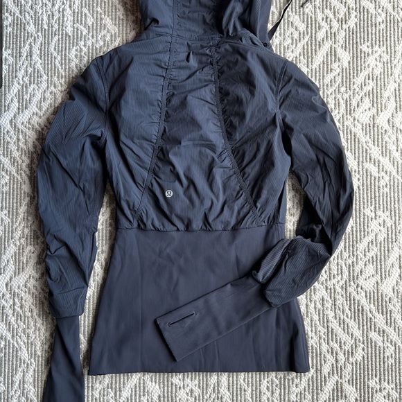 lululemon Reversible Dance Studio Jacket - Picture 5 of 5